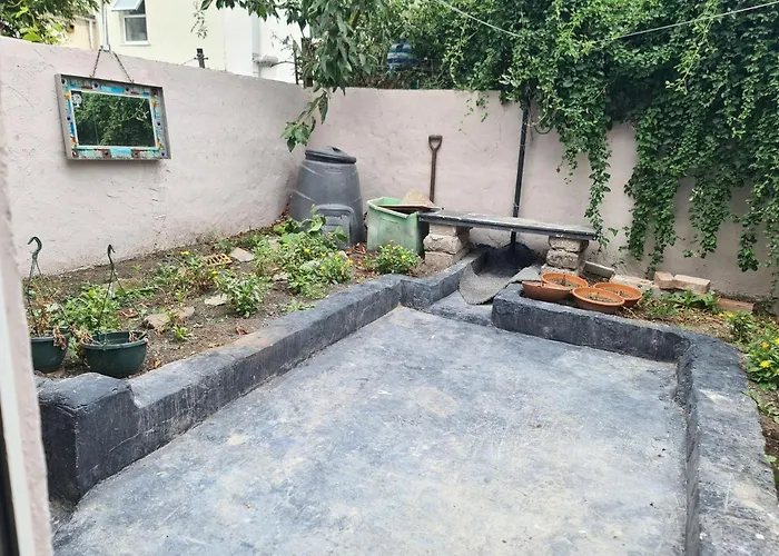 Ground Floor Flat , 31 Lena Street, Easton,bristol Avon, Uk Бристоль